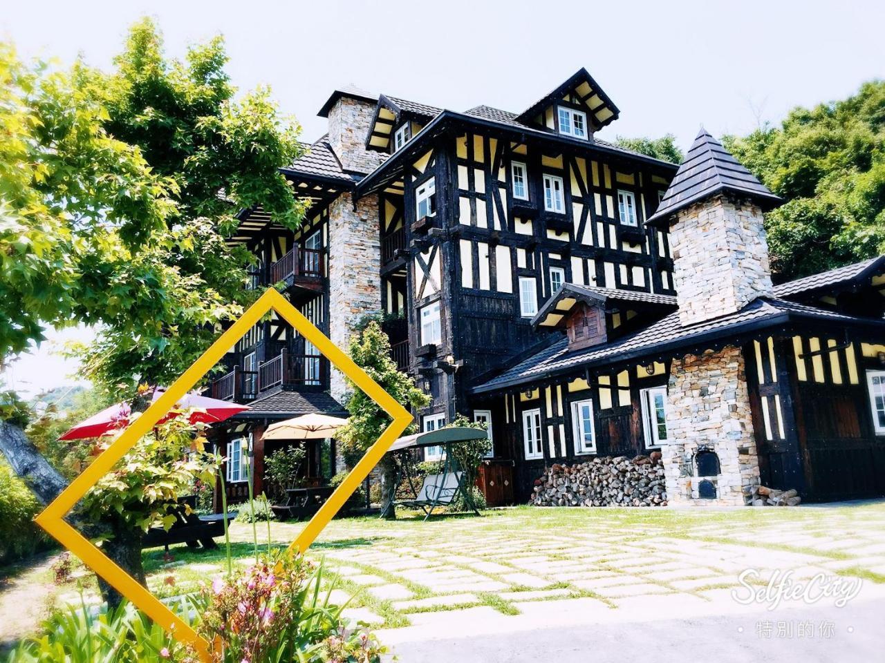 Black Forest Manor Ренай Экстерьер фото