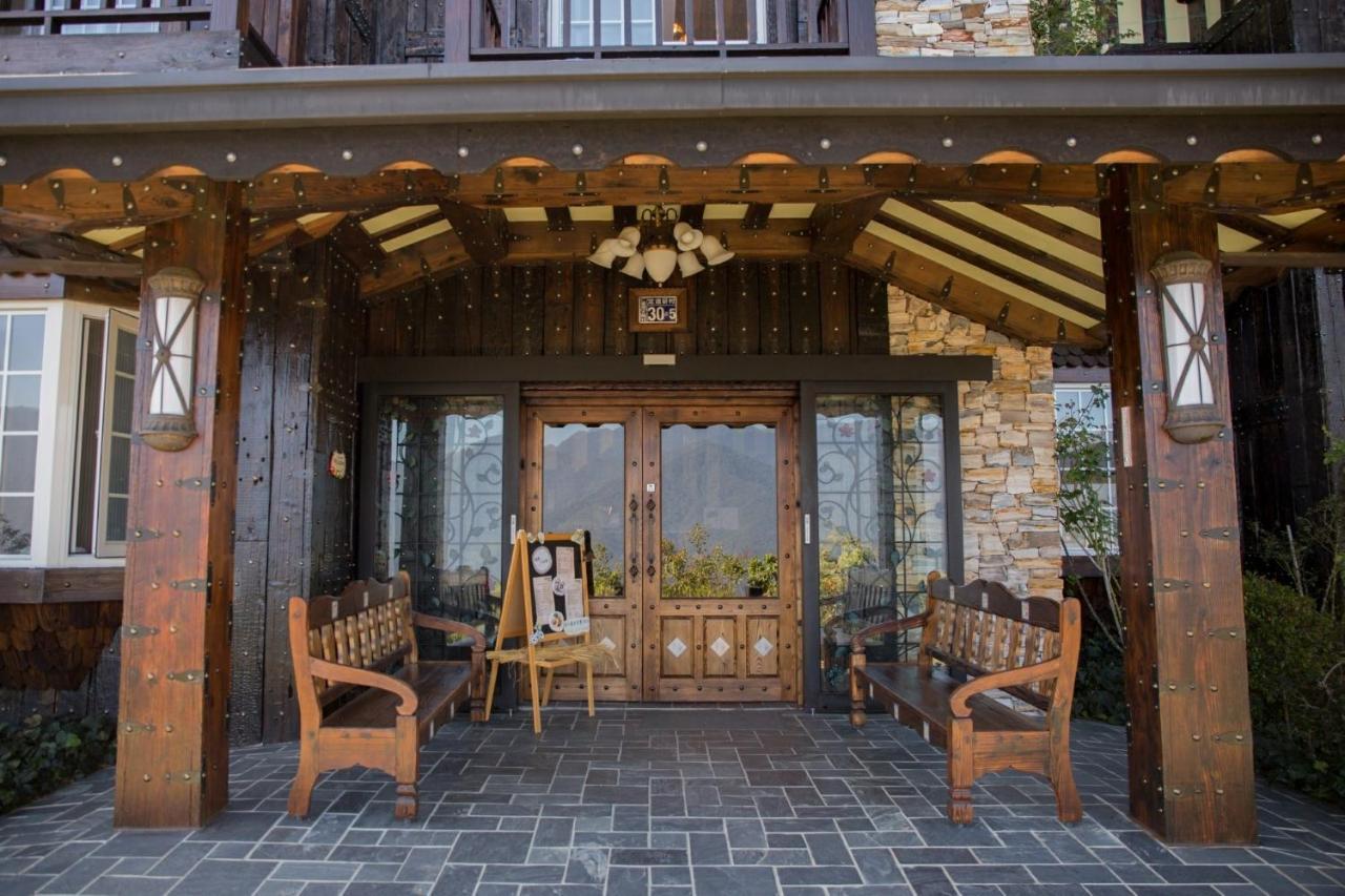 Black Forest Manor Ренай Экстерьер фото